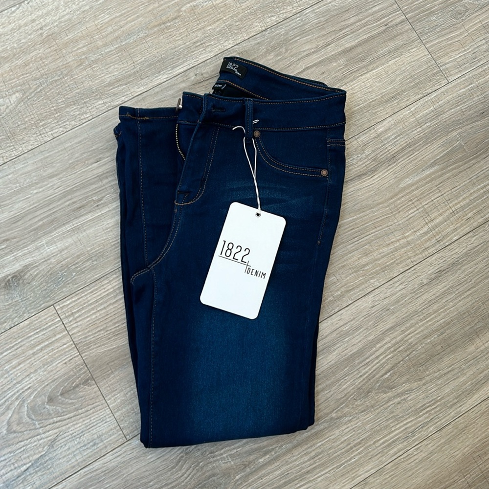 1822 Denim Skinny Ankle Jeans